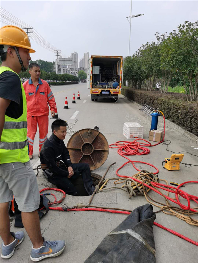 澜沧翻衬法管道修复技术主要工序