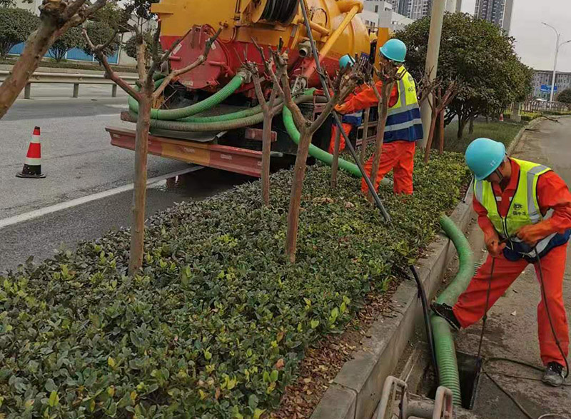 澜沧市政管道清淤