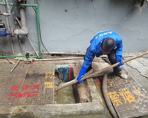 澜沧清掏化粪池